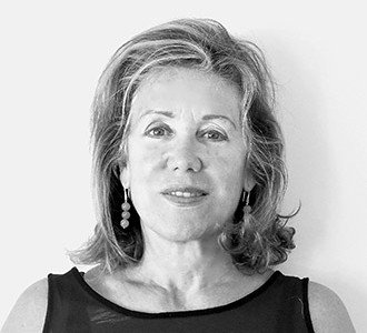 Martine – Professeur de Yoga Martine – Professeur de Yoga